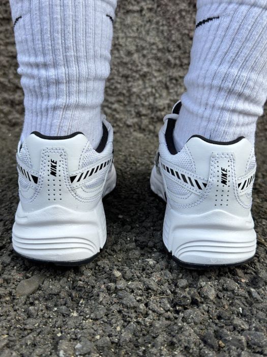 Жіночі Кросівки Nike Initiator (FQ6873-101)