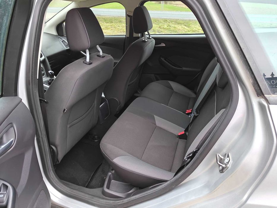 Ford focus mk3 kombi 1.6 16v 105ps super stan