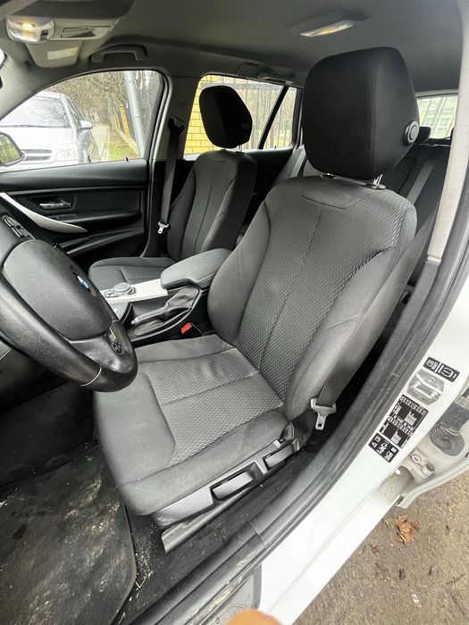 BMW F31 fotele, kanapa i boczki drzwi