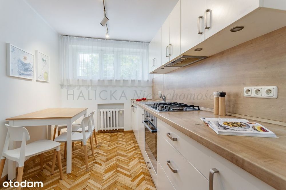 Niezależne pokoje, balkon z widokiem na zieleń