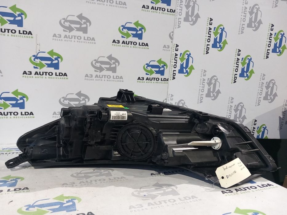 Ótica esquerda Hyundai Tucson