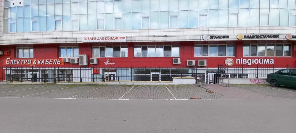 ПРОДАМ нежитл.приміщ.(торгова площа) S=156,5 м2, ст.м.Позняки