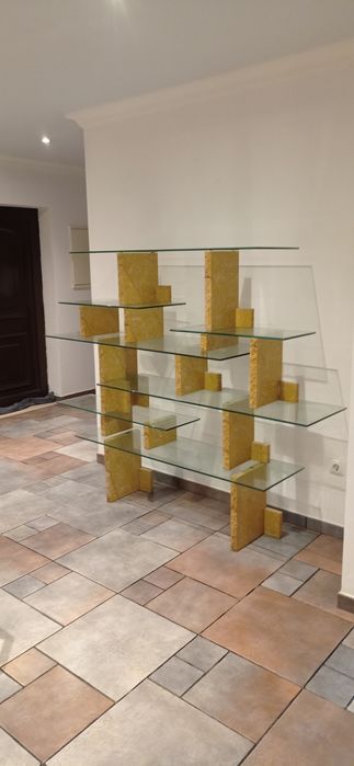 Vendo estante e mesa de centro e uma de apoio para televisão em mármor