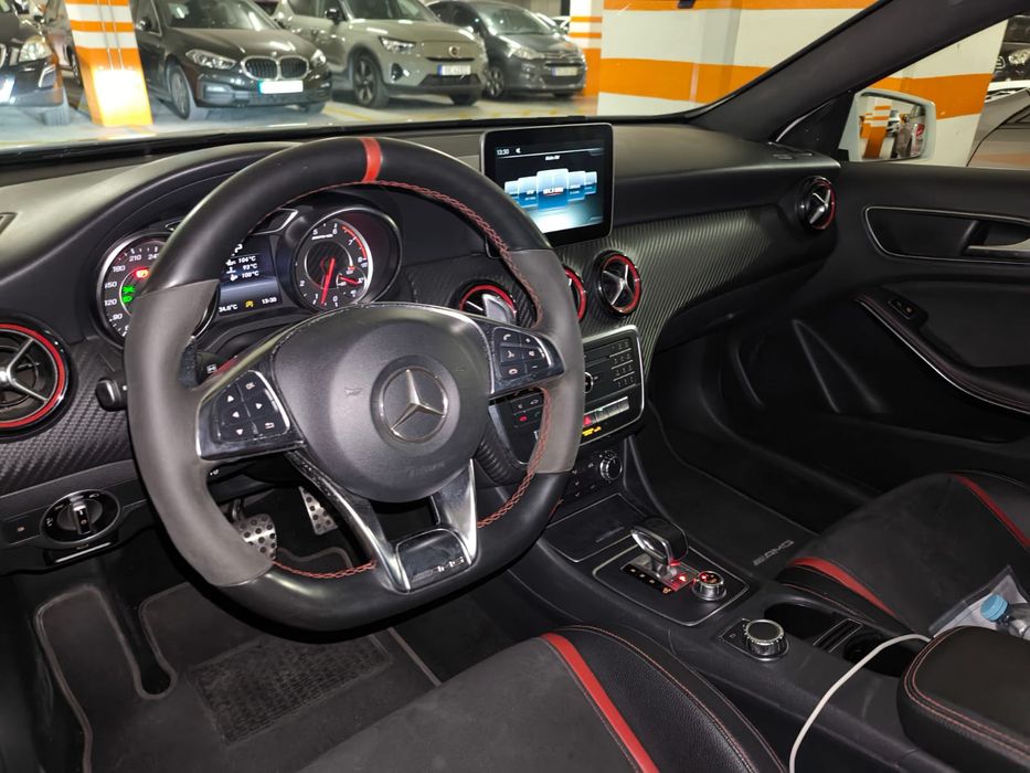 Mercedes a45 amg pack Race 381 cv
