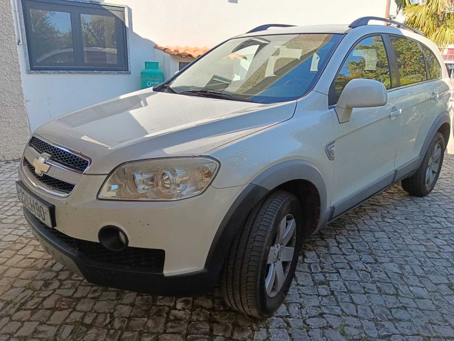 Chevrolet Captiva confortável e em ótimo estado geral