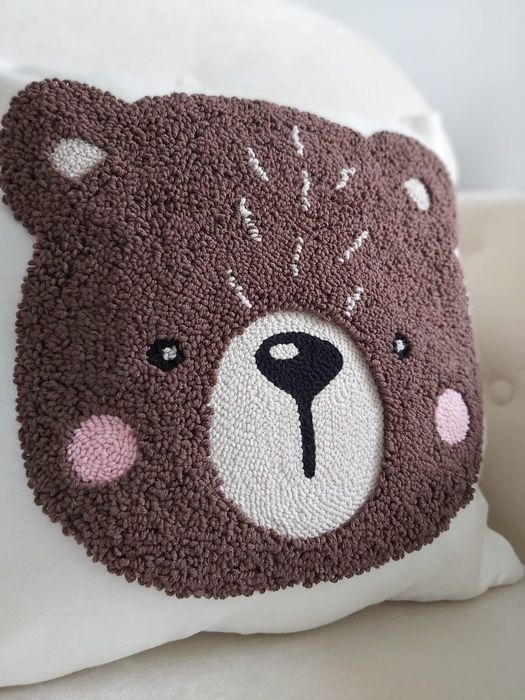 Poszewka poduszka dziecięca miś rękodzieło handmade