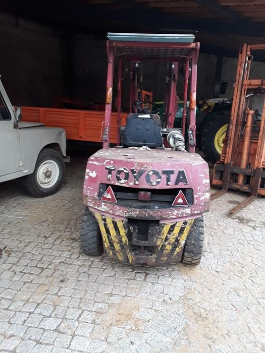 Empilhadora toyota