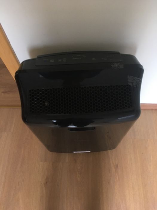 Oczyszczacz powietrza elektrolux 450