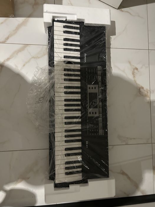 Синтезатор Startone BK-61 новий