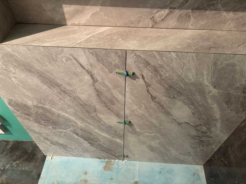 Укладка плитки любой сложности. Плиточник.Укладка кафеля.