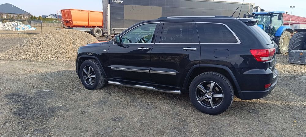 Jeep Grand Cherokee 3.0crd stan bdb
