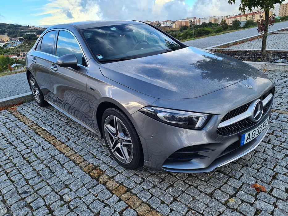 Mercedes A250e Limousine Hibrido Plug-in  218CV - 2,0L/100km -Nacional