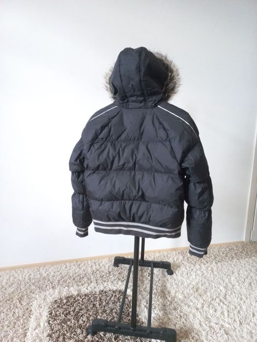 Жіноча зимова куртка