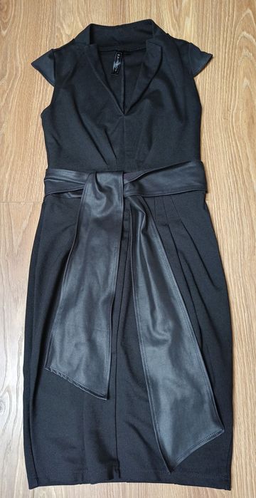 Czarna elegancka sukienka Rainbow Bonprix