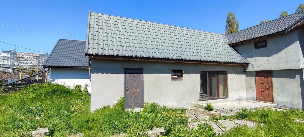 быстрый показ  В продаже  дом,  место отличное, газ, центральная вода на ж/м Покровский (Коммунар) - Кр. Камень - Парус
