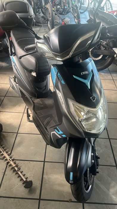 Moto elétrica twol com avaria na bateria
