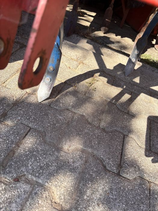 Escarificador 1,2m  de 5 bicos seminovo