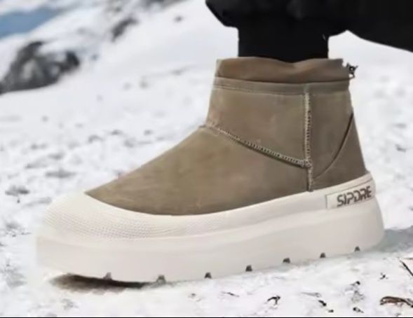 Зимові чоловічі черевики.