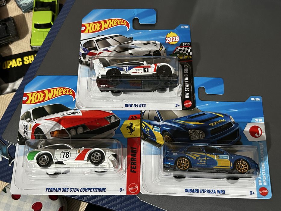 3 modele Hot Wheels CASE K _BMW M4, Ferrari 365, Subaru Impreza WRX