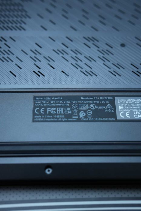 Portátil Gaming ASUS ROG Zephyrus G14 GA402R Ryzen 7 6800HS + Radeon RX 6700S | Como Novo | Caixa Completa