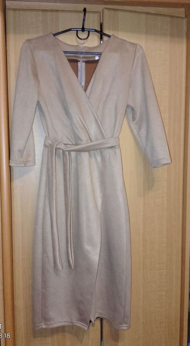 Продам сукні б/у