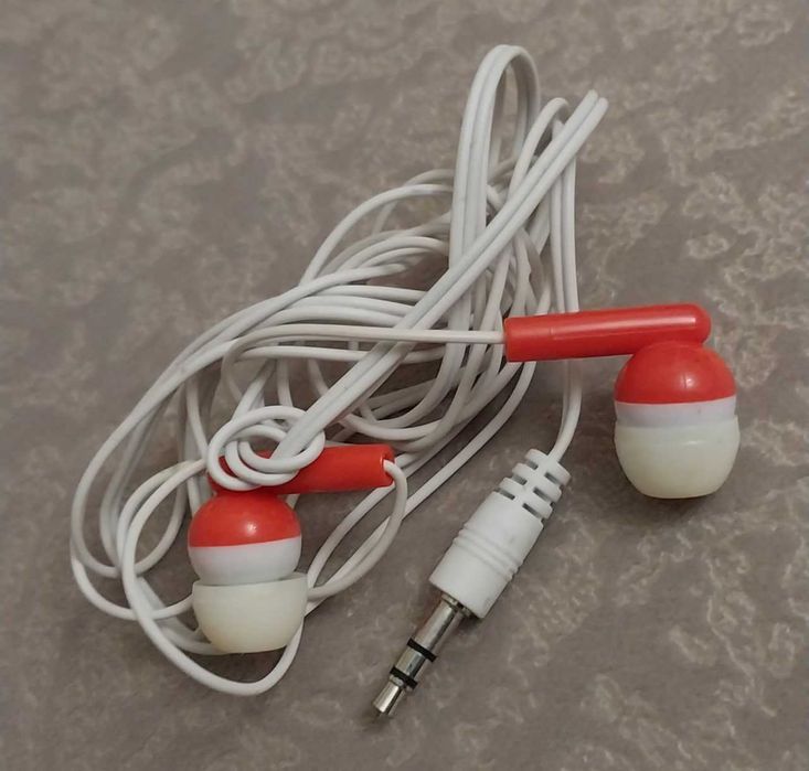 Наушники English Home