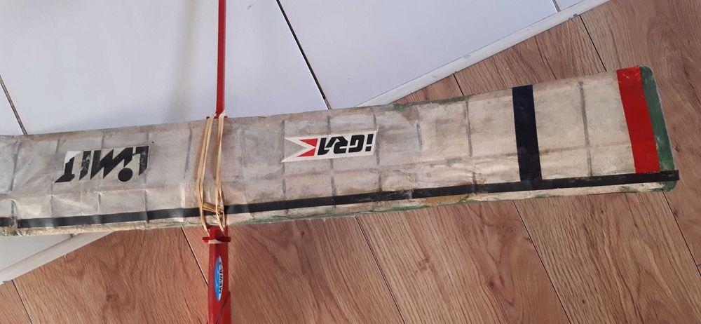 stary model szybowca szkolny z czasów prl mewa 2