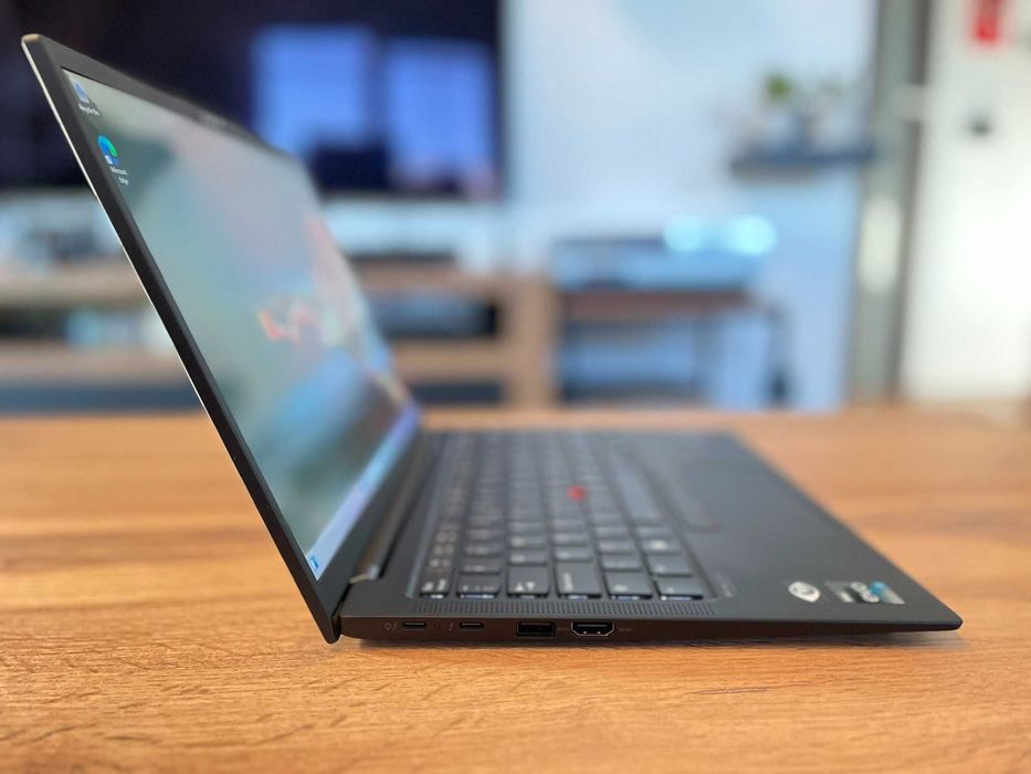 Lenovo ThinkPad X1 Carbon Gen 10