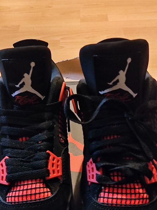 Jordan 4 Red thunder