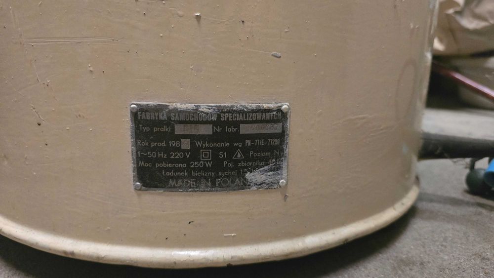 Wirówka do bielizny FSS 1984 PRL do renowacji Frania brak pokrywy