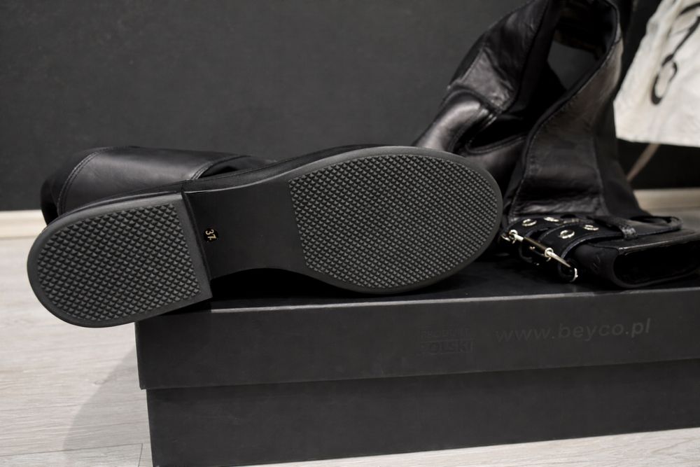 Czarne kozaki BEYCO ROZMIAR 37 skóra + materiał - nowe