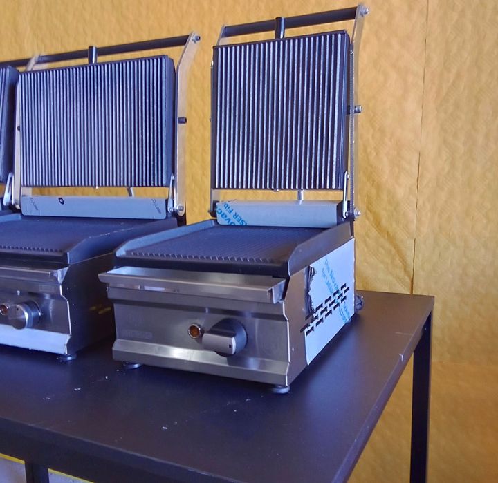 Grelhador/Tostadeira Elétrico e a Gás. Restauração