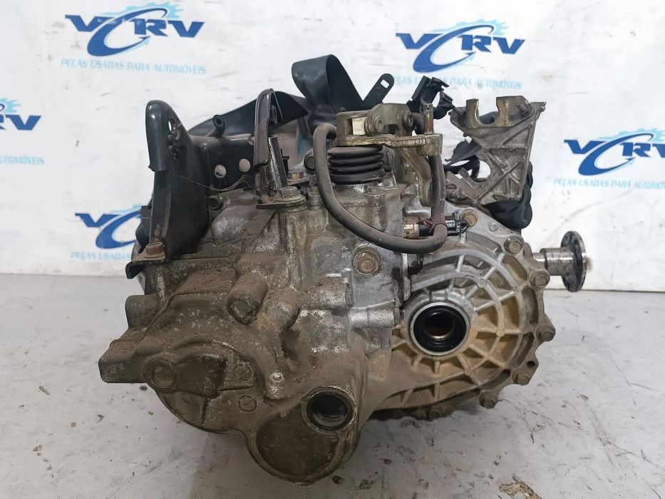Caixa de Velocidades Nissan X Trail 2.2d