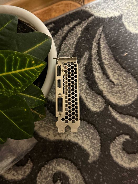 NVIDIA GeForce RTX 2060 Super 8 GB / GDDR6 - Відеокарта