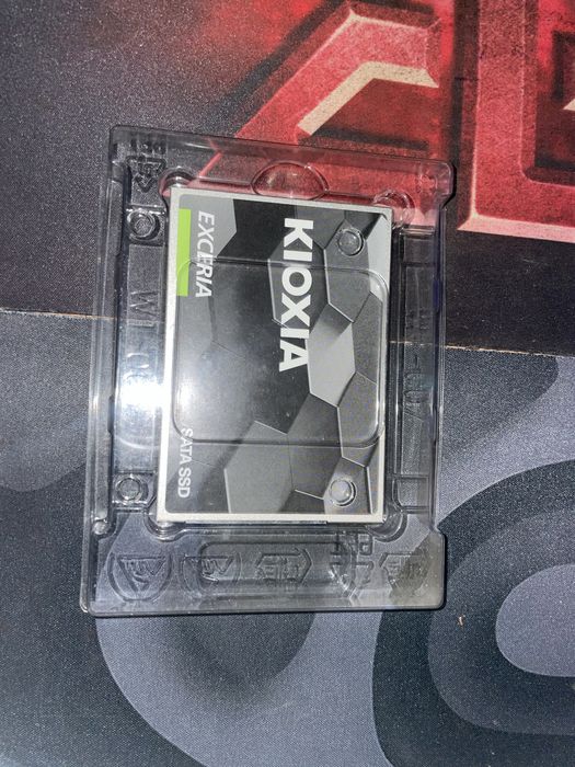 SSD 240GB KIOXIA