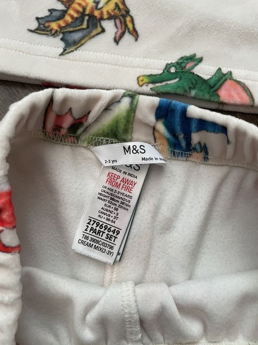 Велюровый костюм 2/3 годика MARKS & SPENCER