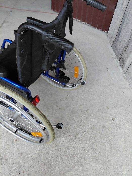 wózek inwalidzki /  966