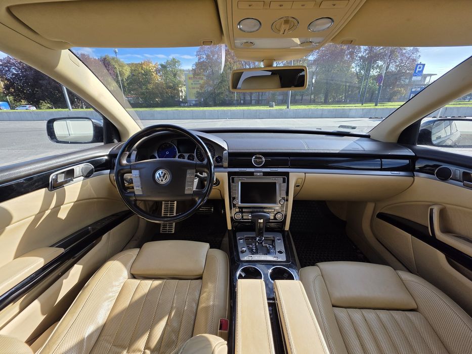 Volkswagen Phaeton 4.2 V8
