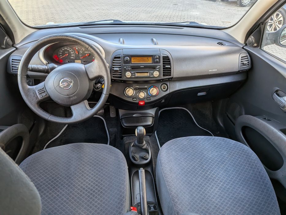 Nissan Micra 1.0 i Visia 64 CV 03