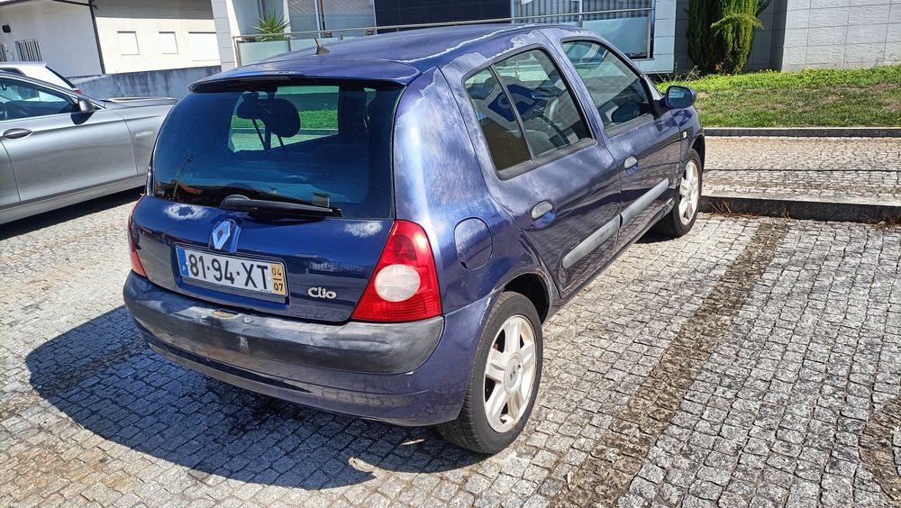 Renault Clio 2004