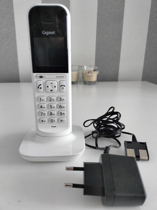 Telefon bezprzewodowy Gigaset CL390 HX