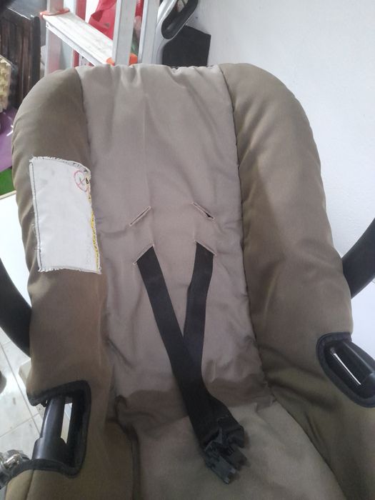 Cadeira de bebé auto