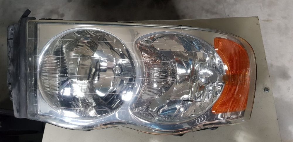 dodge ram фара фонарь стоп полуось