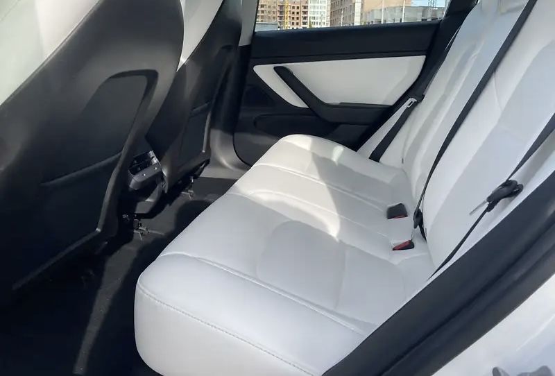 Продам TESLA 3 long range DUAL MOTOR 4x4