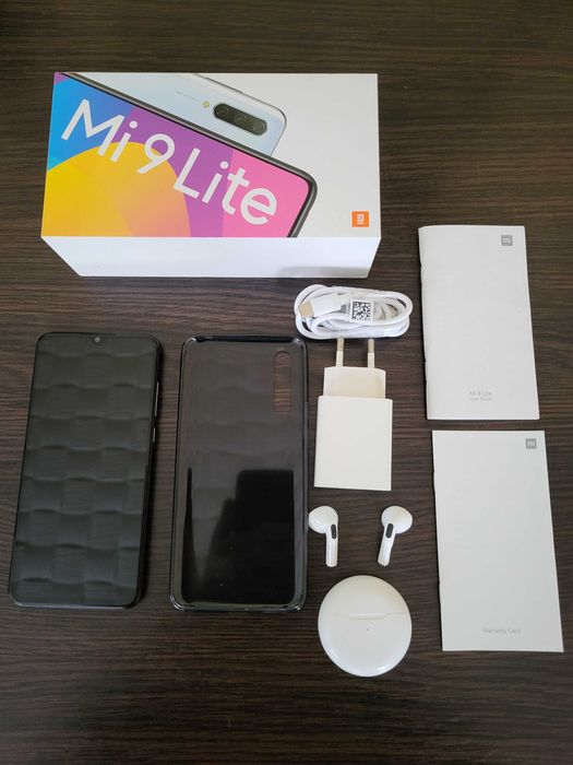 Телефон XIAOMI Mi 9 Lite 6/64