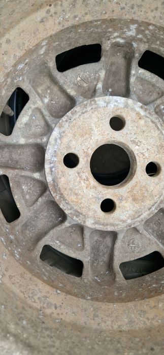 Zabytkowe Felgi aluminiowe 13 cali 4x100 Toyota Celica