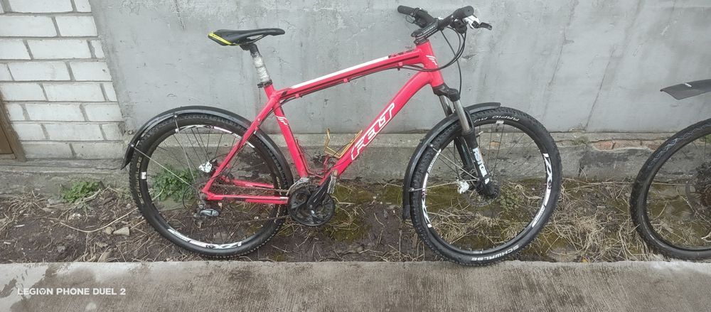 Велосипед з Європи, маркви FELT