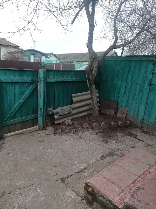 Доглянутий будинок в жилому стані недалеко від Чернігова. Село Виблі.