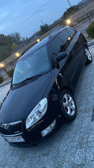 Skoda fabia 2011р
