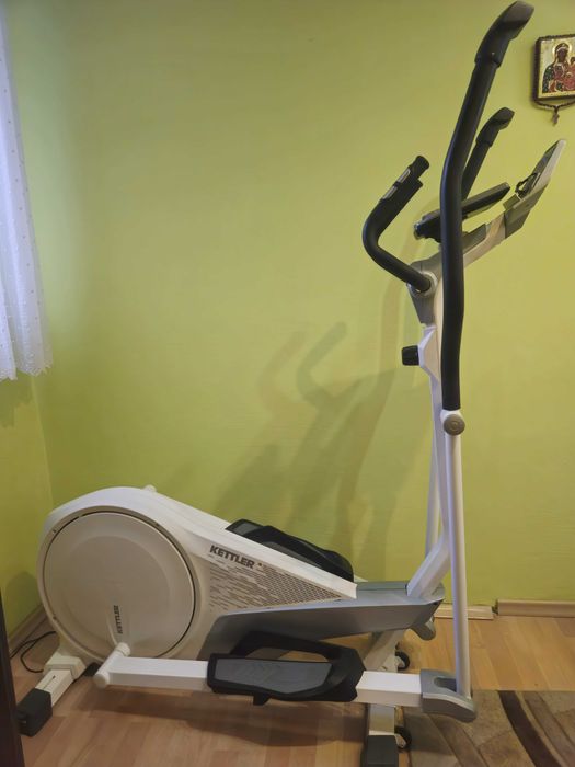 Orbitrek Kettler Unix 10 , używany przebieg 302,3km (29:57h)